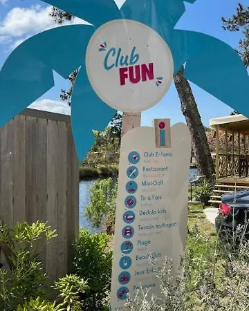 Mobilhome Dans Siblu Les Viviers * Lège-Cap-Ferret