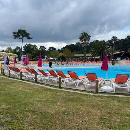 Mobilhome Dans Siblu Les Viviers * Lège-Cap-Ferret