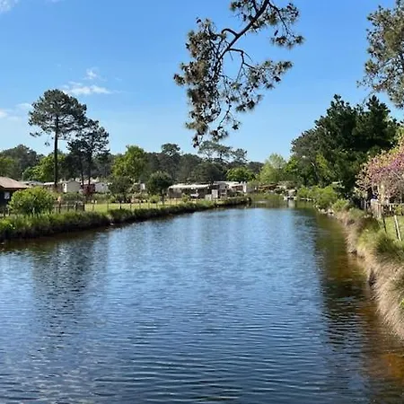 Campsite Mobilhome Dans Siblu Les Viviers *